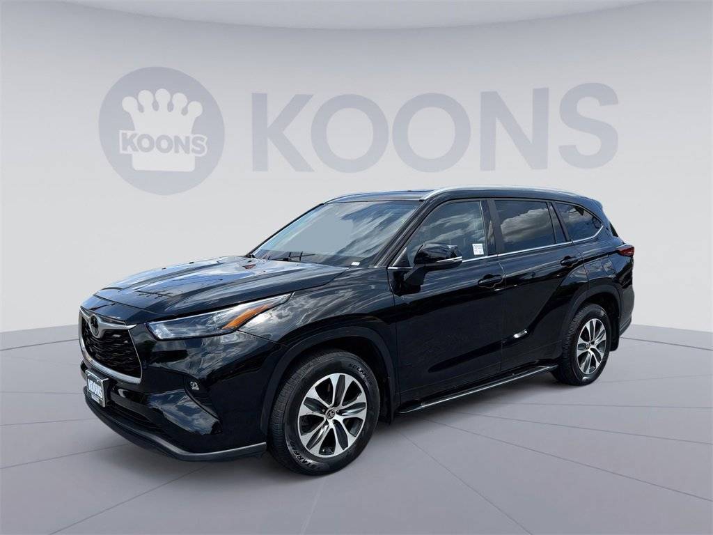 2022 Toyota Highlander XLE — SUV — 31,499 mi — Westminster, MD