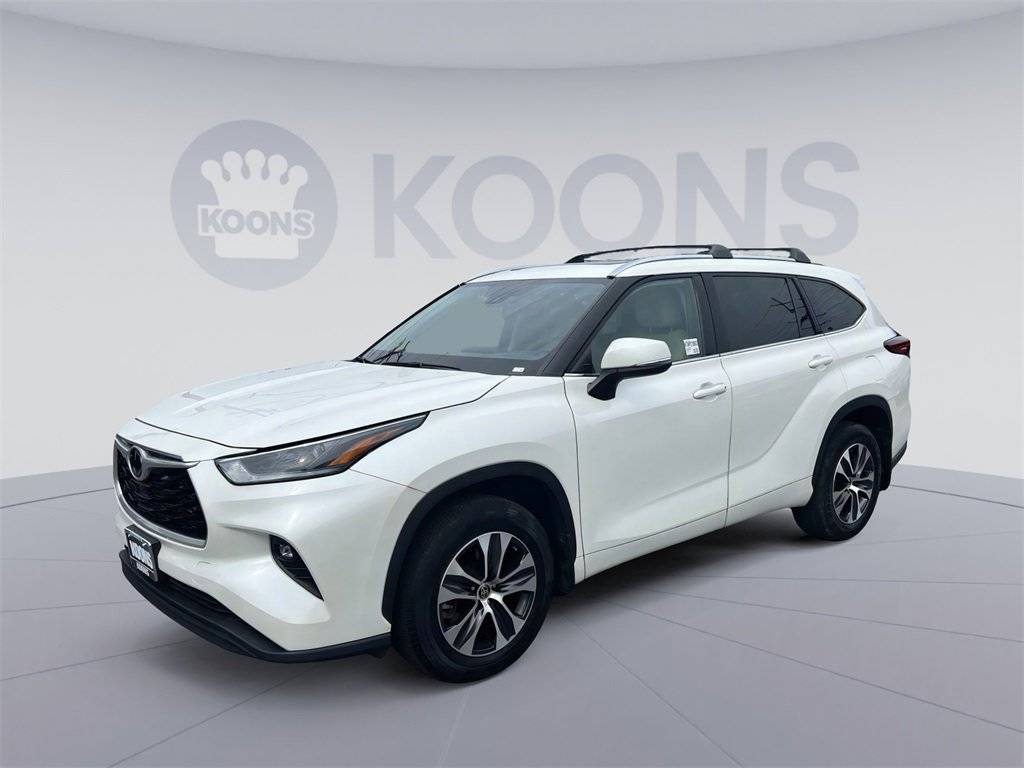 2021 Toyota Highlander XLE — SUV — 12,200 mi — Westminster, MD
