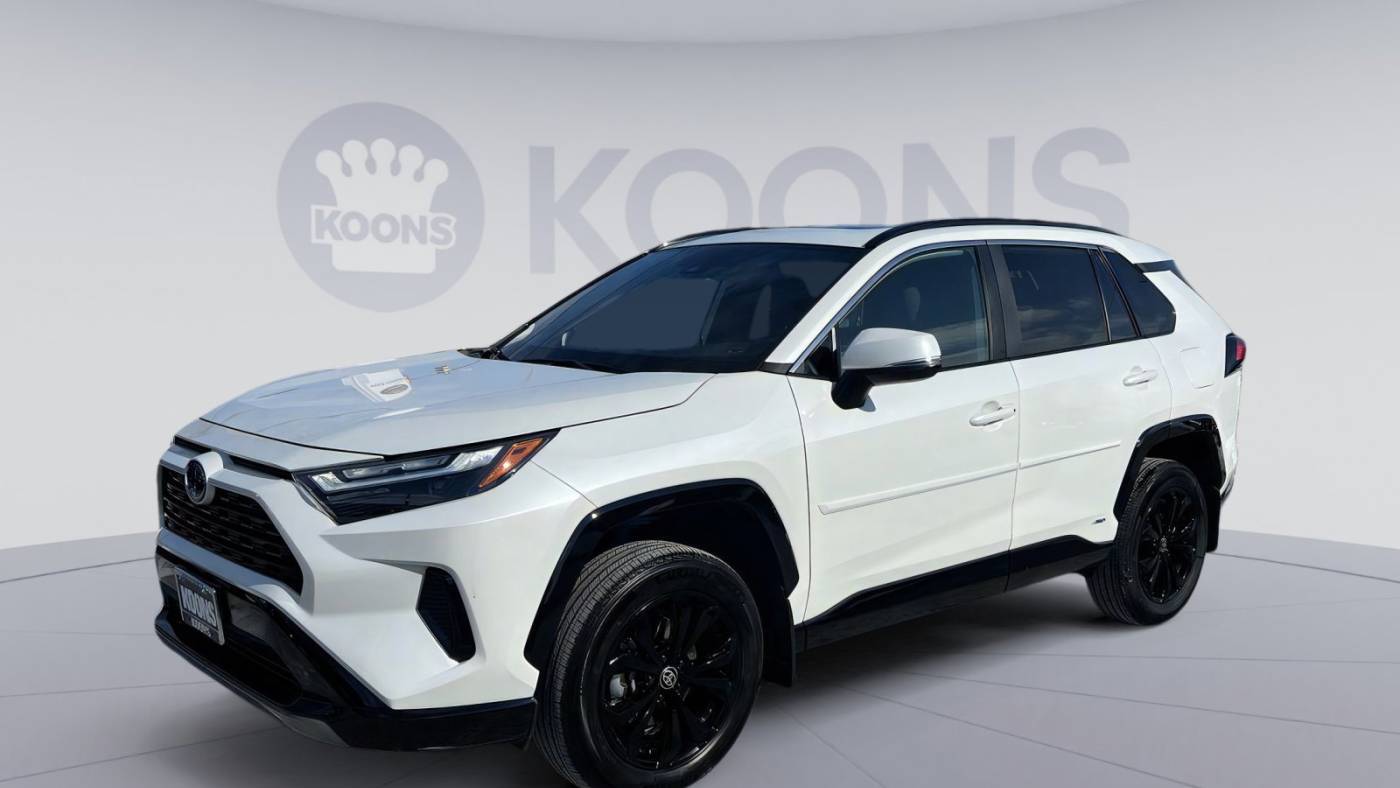 2024 Toyota RAV4 Hybrid SE — SUV — 14,389 mi — Westminster, MD