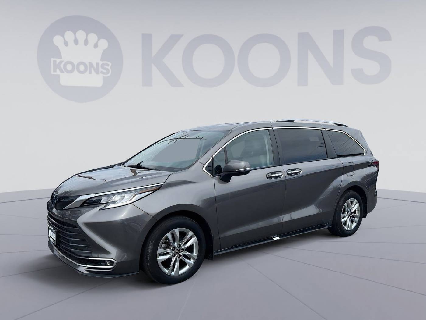 2022 Toyota Sienna Limited — Minivan — 32,652 mi — Westminster, MD
