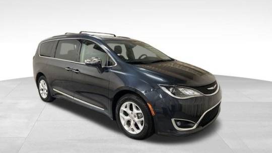 2020 Chrysler Pacifica Limited — Minivan — 61,282 mi — Mayfield Heights, OH