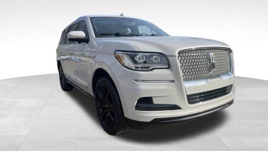 2023 Lincoln Navigator Reserve — SUV — 27,600 mi — Mayfield Heights, OH
