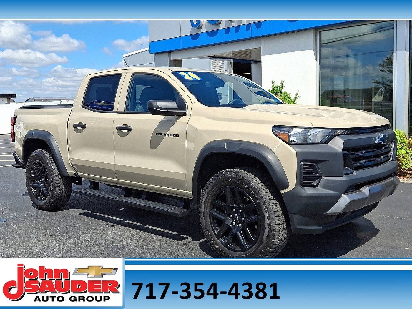 2024 Chevrolet Colorado Trail Boss — Pickup Truck — 4,401 mi — New Holland, PA