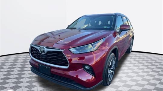 2023 Toyota Highlander XLE — SUV — 32,339 mi — Harrisburg, PA
