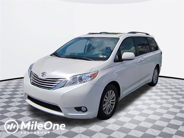 2017 Toyota Sienna XLE — Minivan — 107,597 mi — Harrisburg, PA