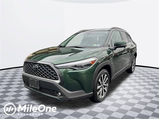 2023 Toyota Corolla Cross XLE — SUV — 33,641 mi — Harrisburg, PA