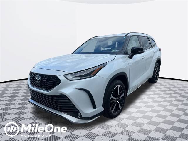 2022 Toyota Highlander XSE — SUV — 30,128 mi — Harrisburg, PA