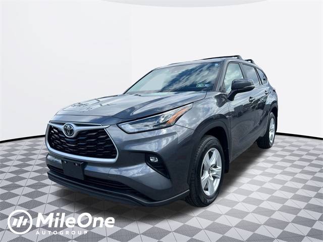 2023 Toyota Highlander LE — SUV — 17,195 mi — Harrisburg, PA