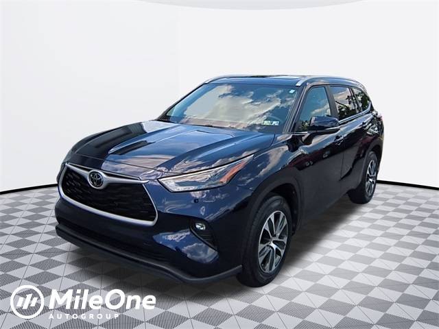 2023 Toyota Highlander XLE — SUV — 31,743 mi — Harrisburg, PA