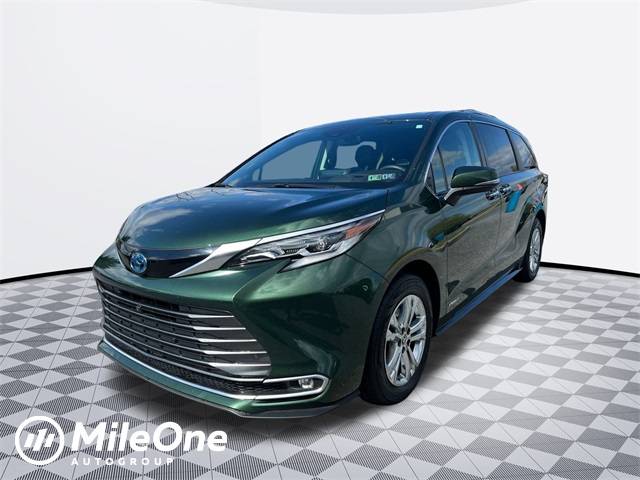 2021 Toyota Sienna Platinum — Minivan — 85,508 mi — Harrisburg, PA