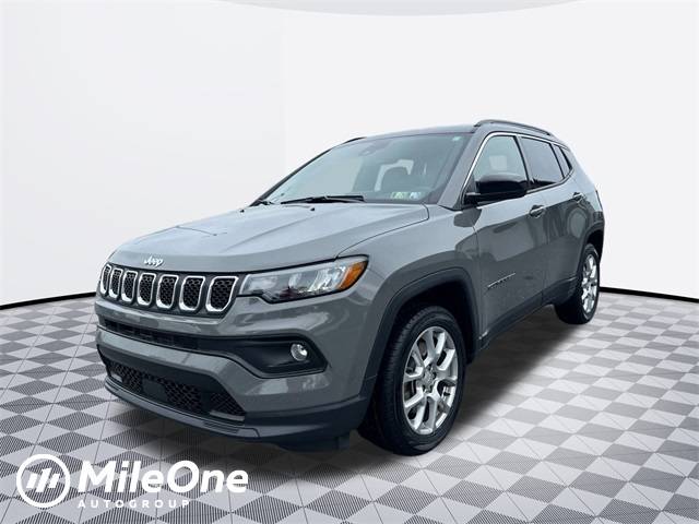 2023 Jeep Compass Latitude Lux — SUV — 24,359 mi — Harrisburg, PA