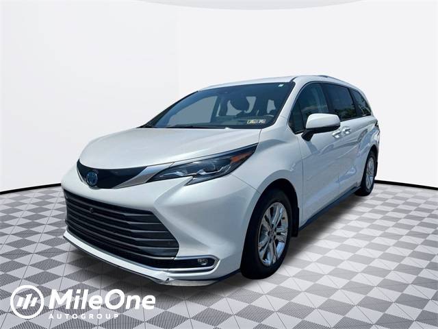 2024 Toyota Sienna Platinum — Minivan — 34,997 mi — Harrisburg, PA