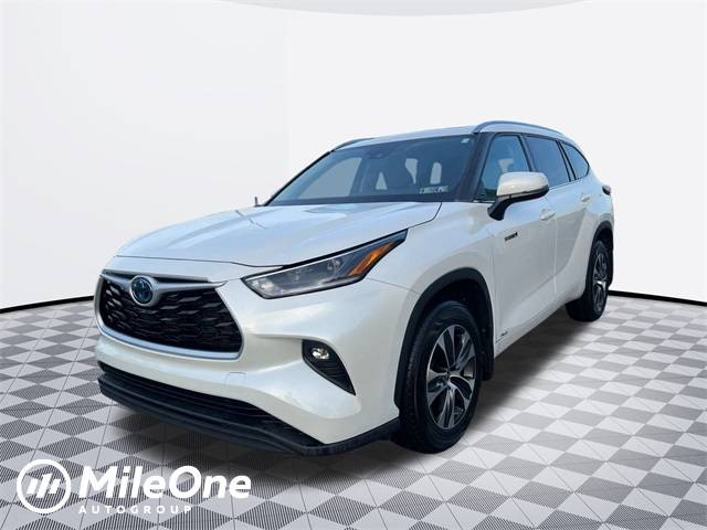 2021 Toyota Highlander Hybrid XLE — SUV — 39,425 mi — Harrisburg, PA