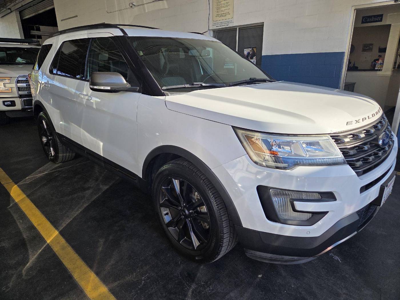 2017 Ford Explorer XLT — SUV — 56,870 mi — Santa Cruz, CA