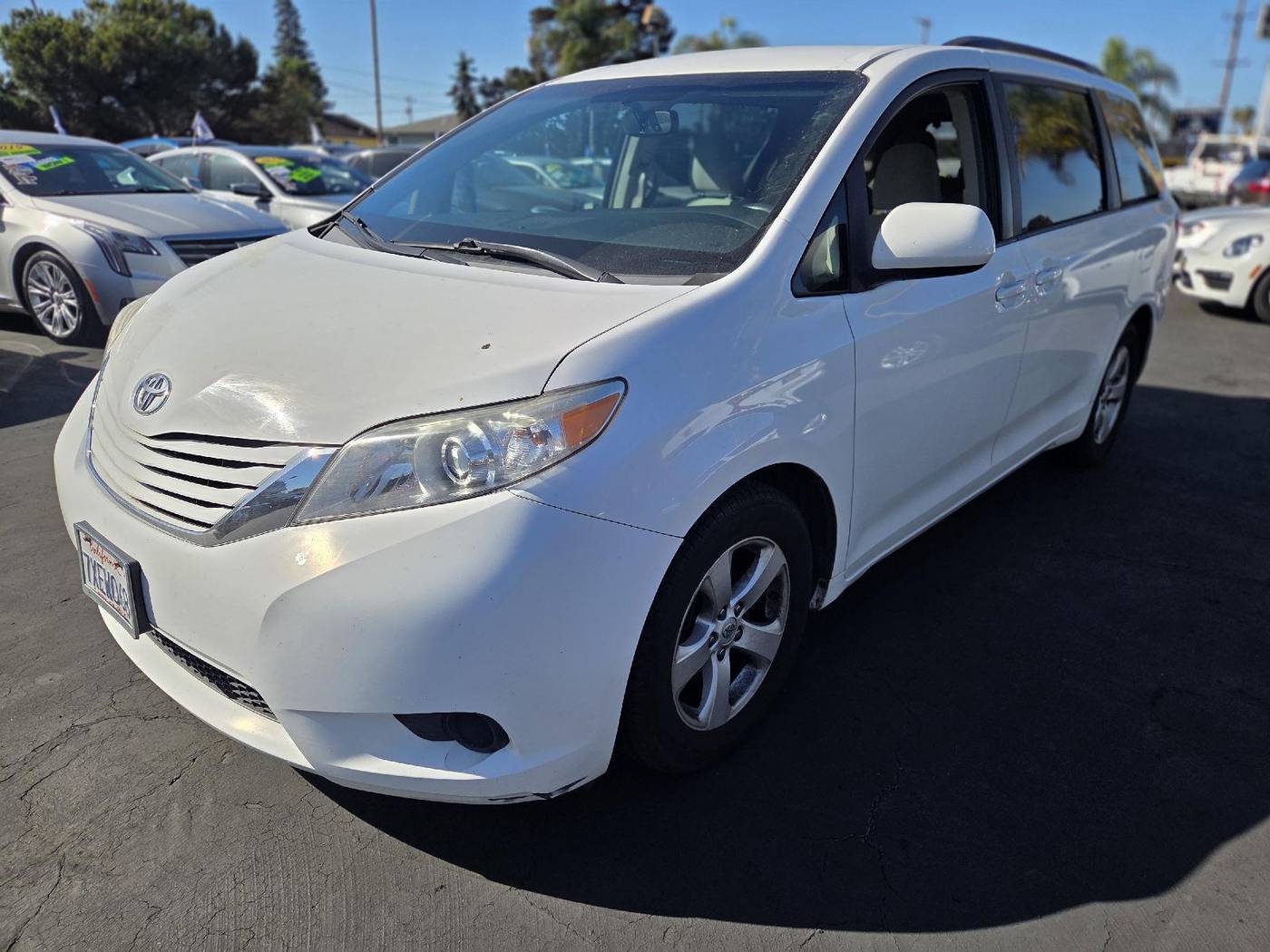 2017 Toyota Sienna LE — Minivan — 111,456 mi — Santa Cruz, CA