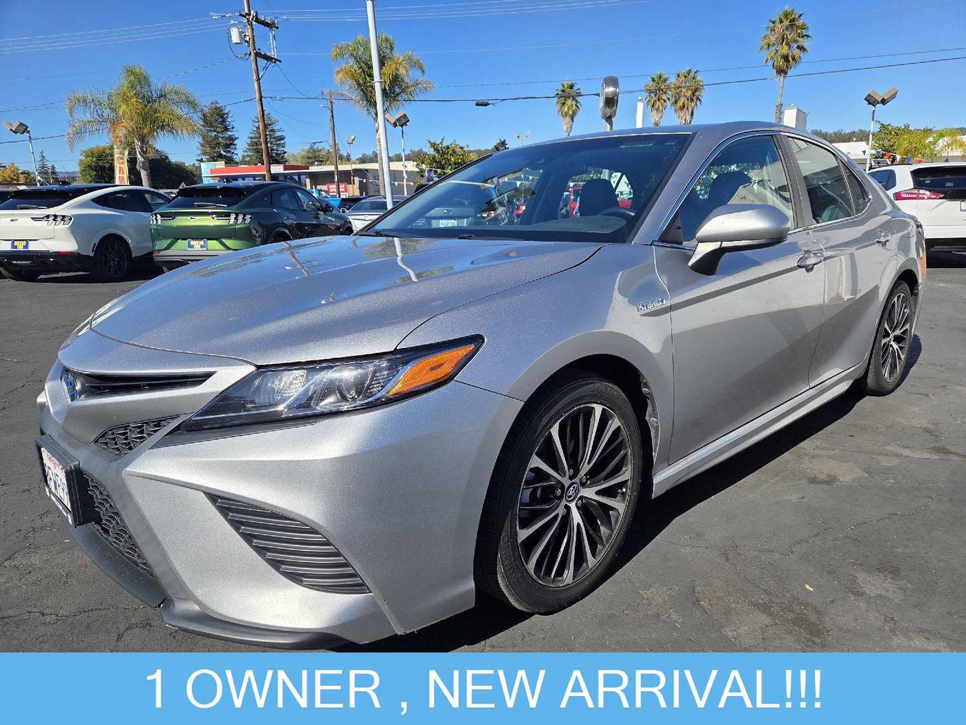 2018 Toyota Camry Hybrid SE — Sedan — 71,886 mi — Santa Cruz, CA