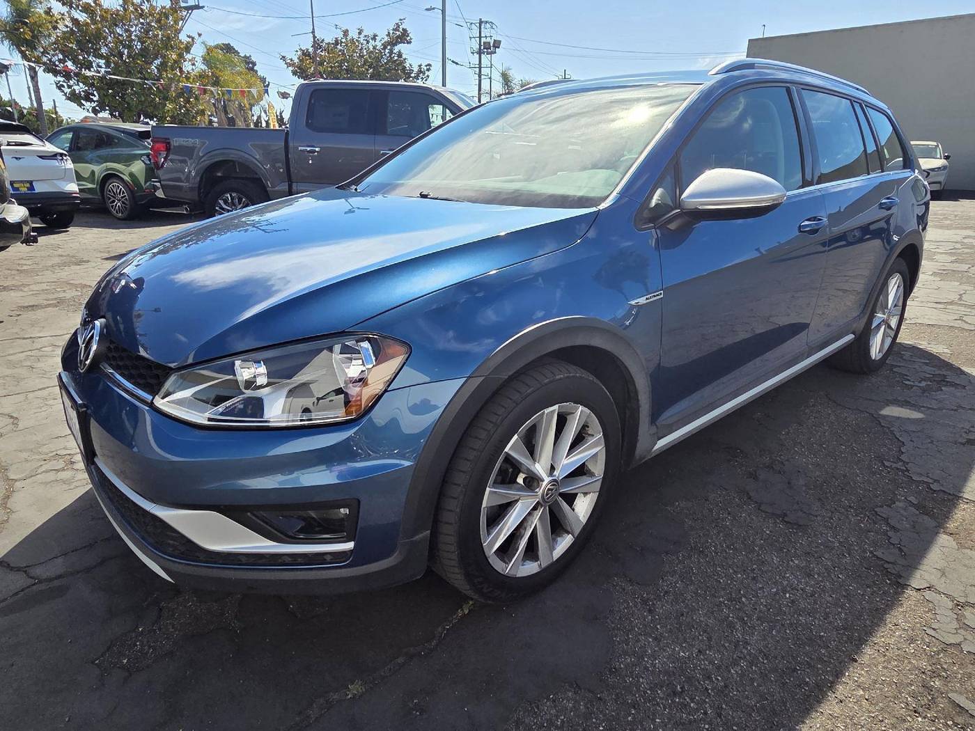 2017 Volkswagen Golf Alltrack S — Wagon — 54,775 mi — Santa Cruz, CA