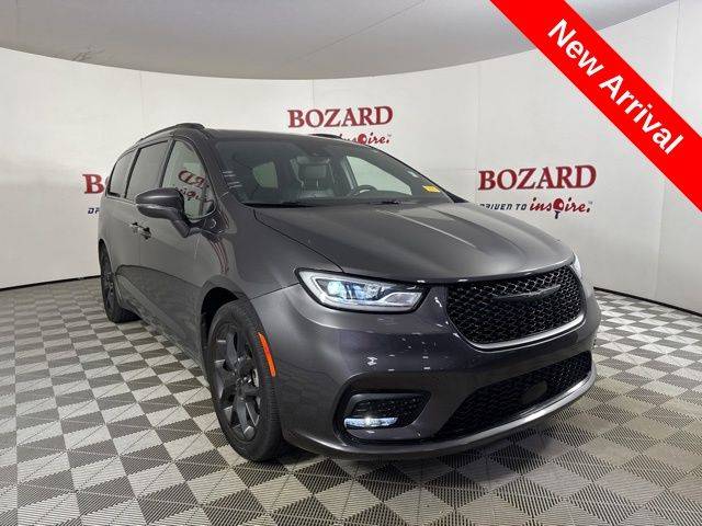 2022 Chrysler Pacifica Touring L — Minivan — 23,565 mi — Saint Augustine, FL