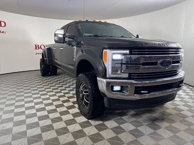 2017 Ford Super Duty F-350 Lariat — Pickup Truck — 100,109 mi — Saint Augustine, FL