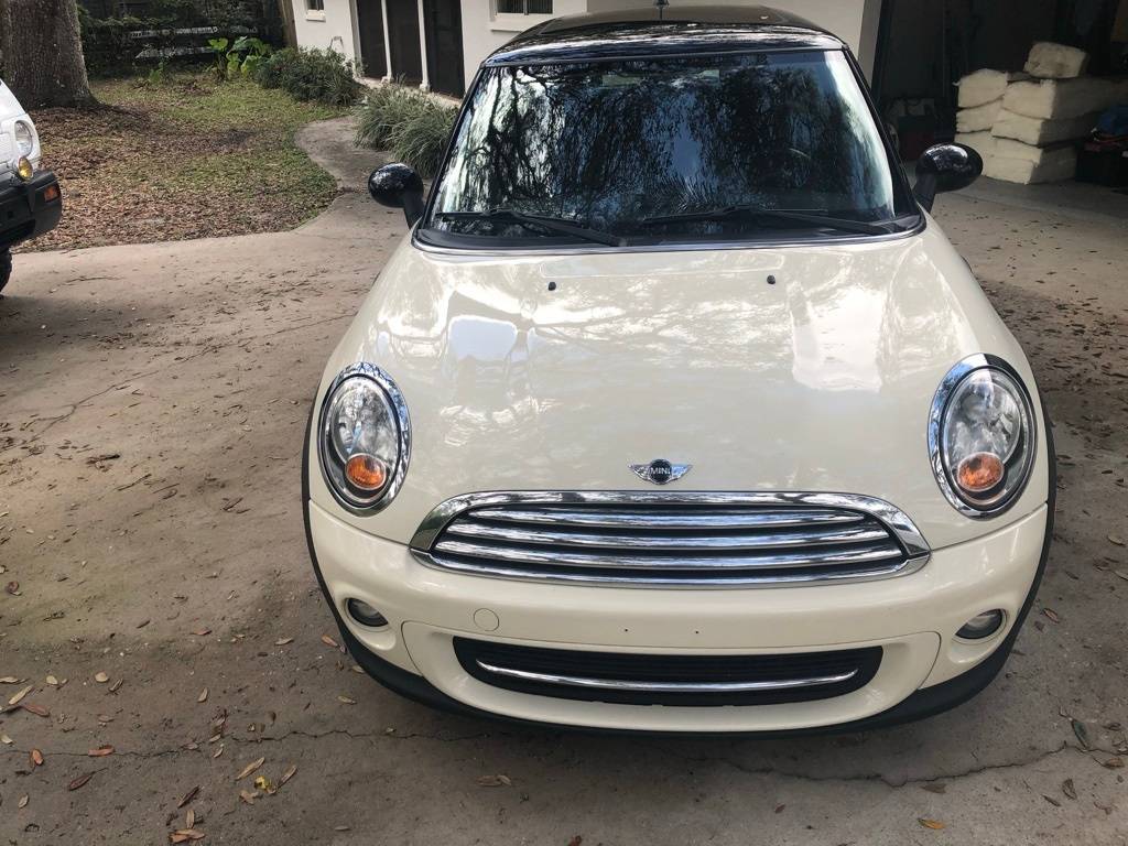 2011 MINI Hardtop Cooper — Hatchback — 89,676 mi — Starke, FL
