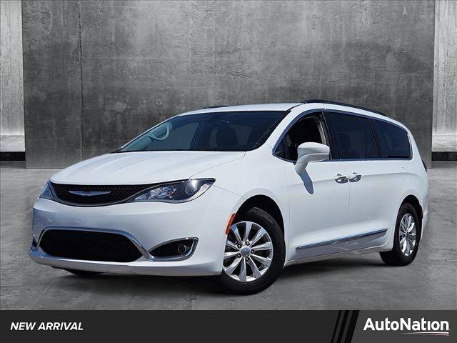 2017 Chrysler Pacifica Touring L — Minivan — 113,119 mi — Phoenix, AZ