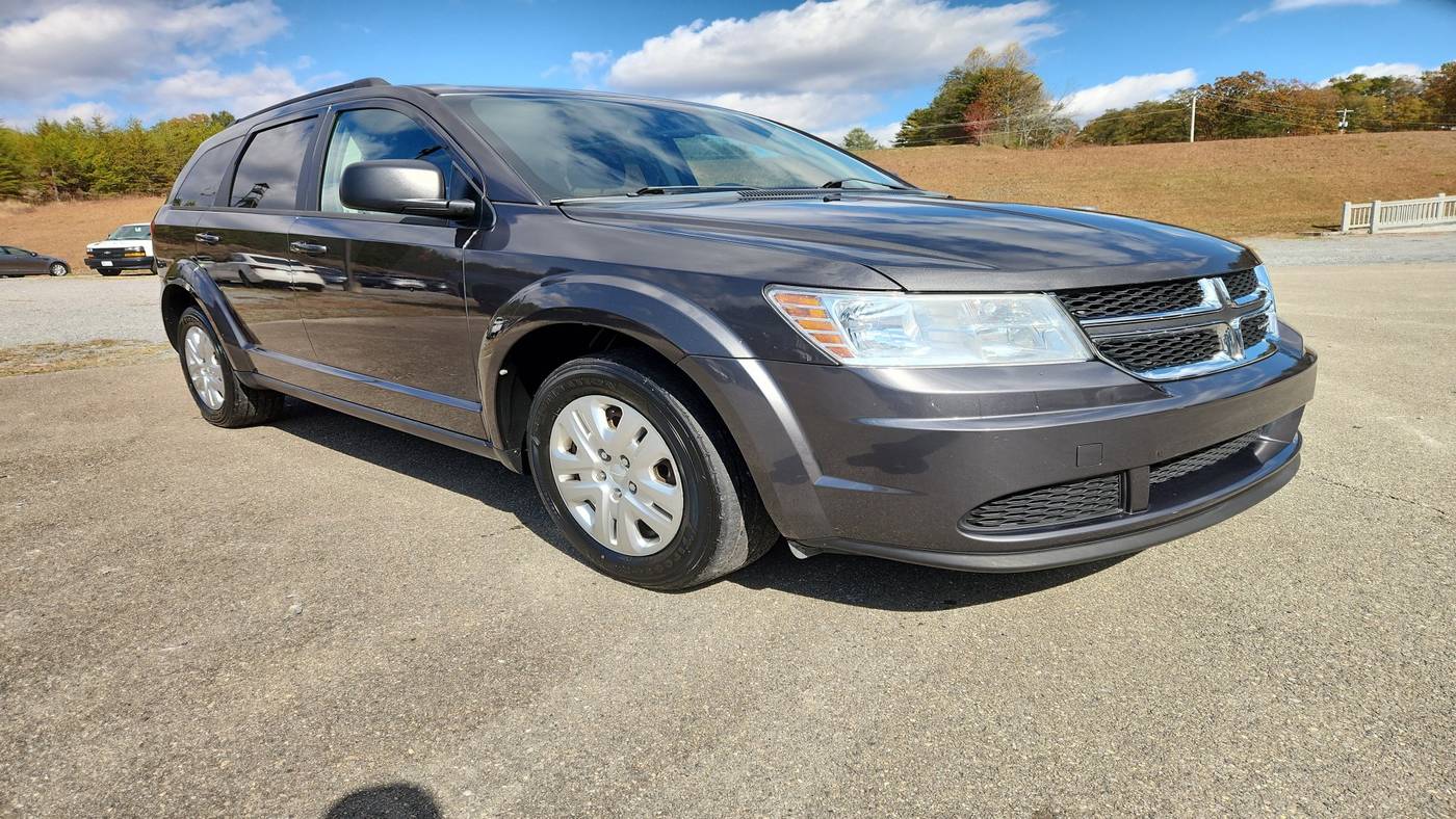 2017 Dodge Journey SE — SUV — 111,864 mi — Blue Ridge, GA