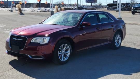 2019 Chrysler 300 Touring — Sedan — 70,585 mi — Indianapolis, IN