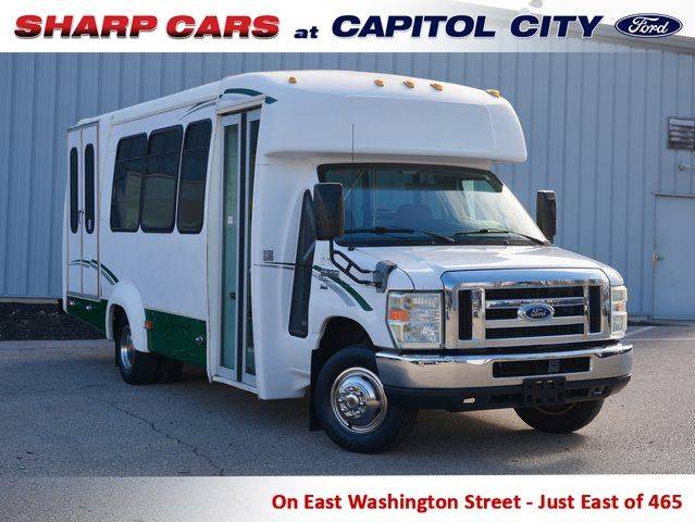 2010 Ford Econoline Commercial Cutaway E-350