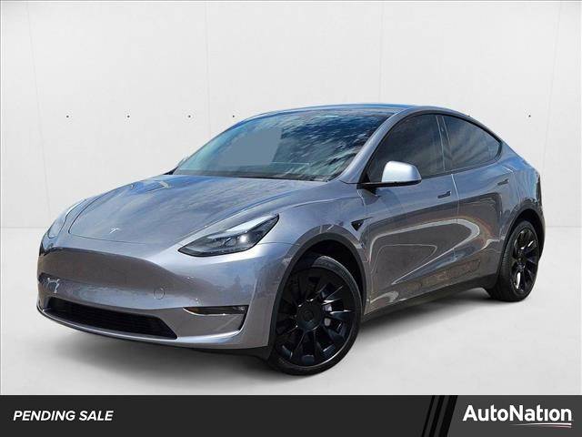 2025 Tesla Model Y Long Range — SUV — 2,327 mi — Scottsdale, AZ