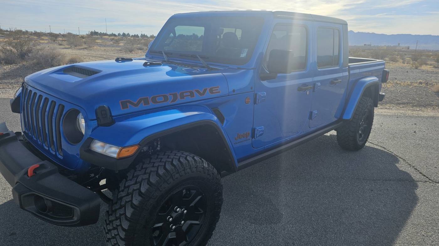2023 Jeep Gladiator Mojave — Pickup Truck — 9,897 mi — Pahrump, NV