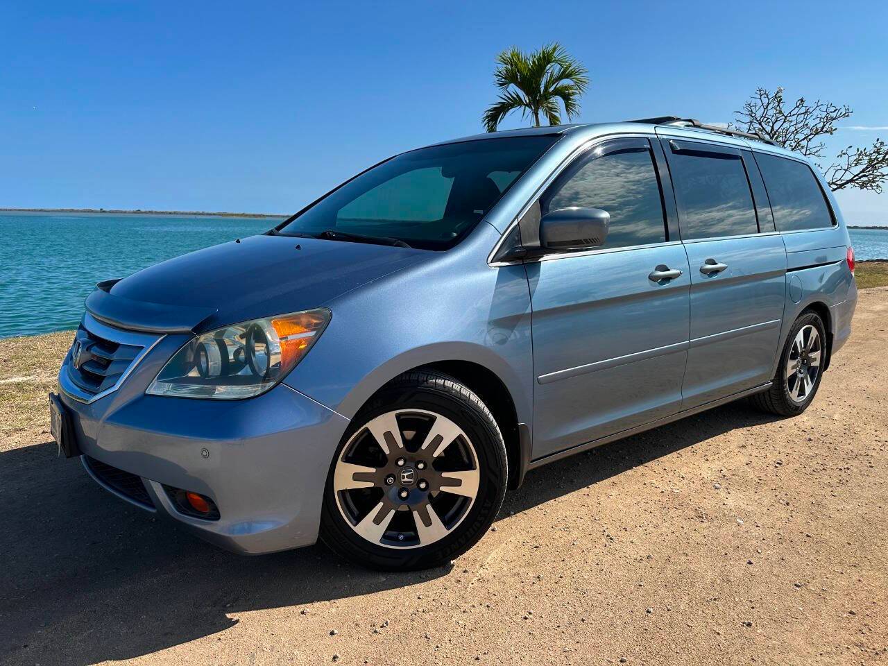 2010 Honda Odyssey Touring — Minivan — 215,135 mi — Honolulu, HI