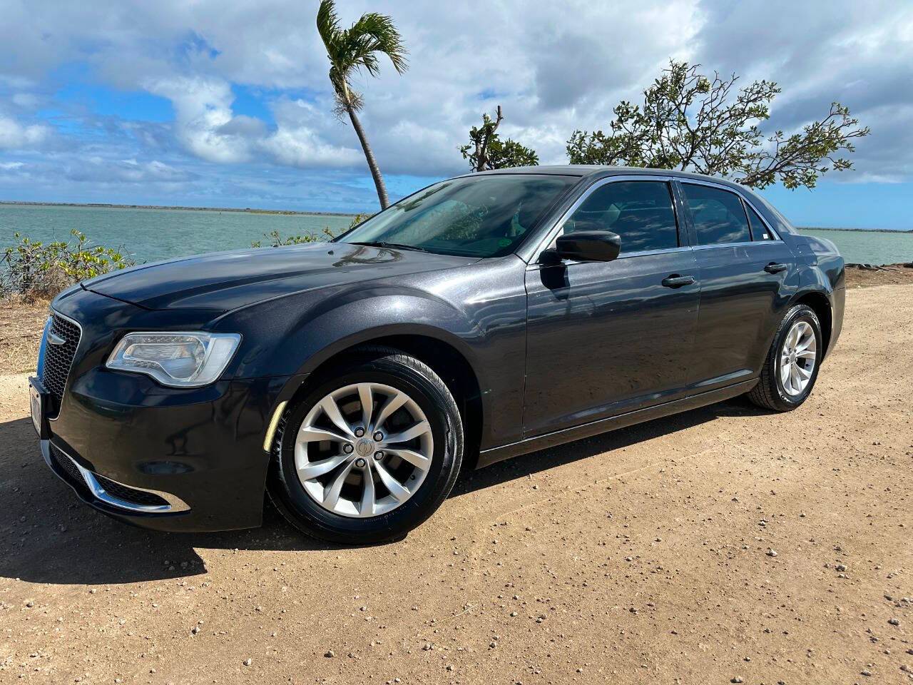 2015 Chrysler 300 Limited — Sedan — 98,288 mi — Honolulu, HI
