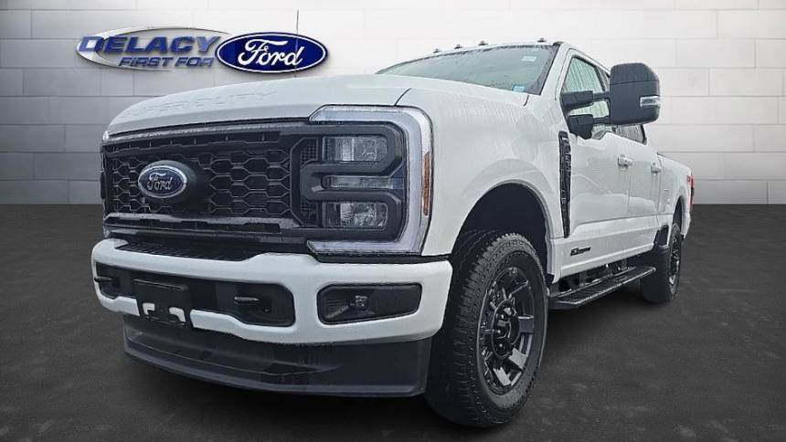 2024 Ford Super Duty F-350 LARIAT — Pickup Truck — 14,488 mi — Elma, NY