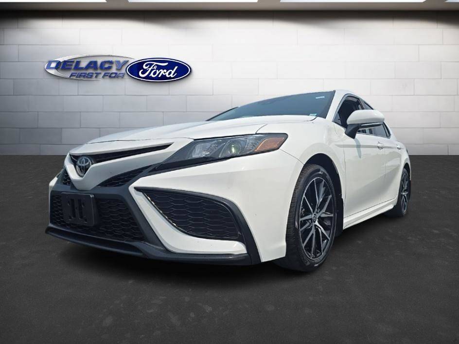 2023 Toyota Camry SE — Sedan — 29,914 mi — Elma, NY