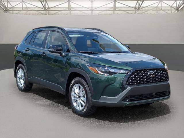 2025 Toyota Corolla Cross LE — SUV — 5,143 mi — Chattanooga, TN