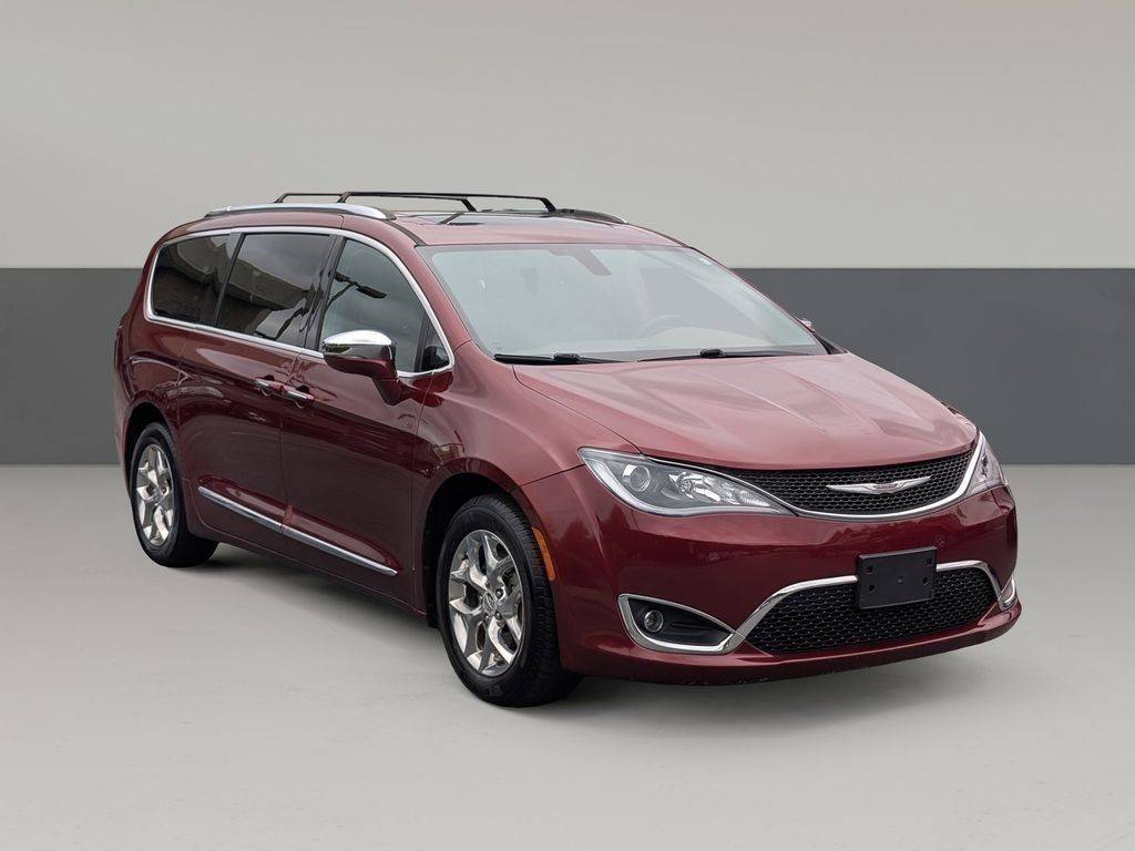 2017 Chrysler Pacifica Limited — Minivan — 131,985 mi — Chattanooga, TN