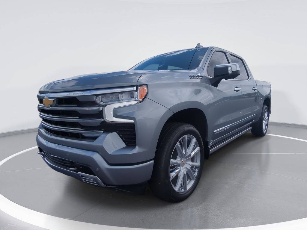 2025 Chevrolet Silverado 1500 High Country — Pickup Truck — 2,810 mi — Sweetwater, TN