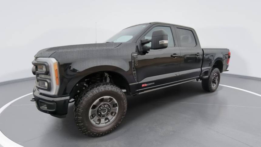 2024 Ford Super Duty F-250 LARIAT — Pickup Truck — 5,160 mi — Sweetwater, TN