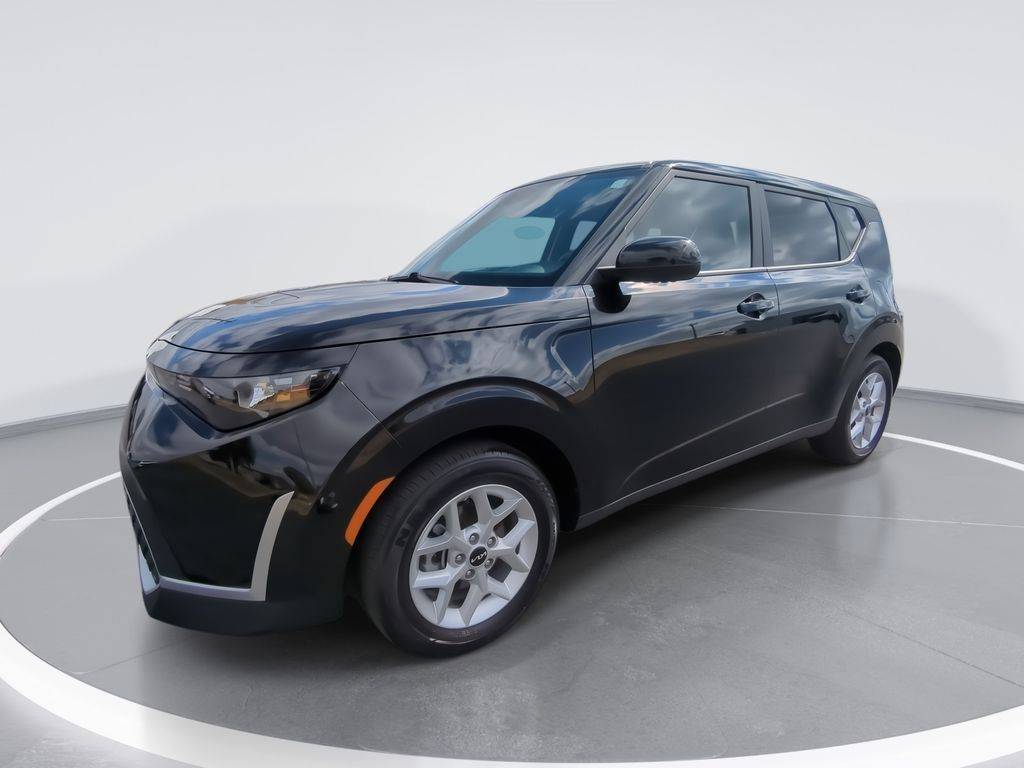 2024 Kia Soul LX — Hatchback — 3,788 mi — Sweetwater, TN
