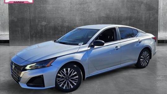 2024 Nissan Altima SV — Sedan — 5,120 mi — Chandler, AZ