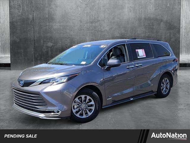 2021 Toyota Sienna XLE — Minivan — 89,651 mi — Chandler, AZ