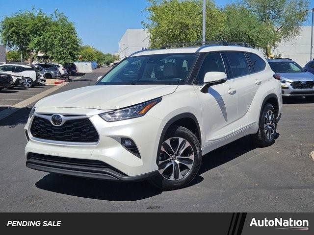 2020 Toyota Highlander XLE — SUV — 58,952 mi — Scottsdale, AZ