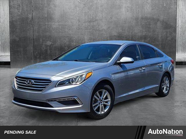 2015 Hyundai Sonata SE — Sedan — 112,095 mi — Scottsdale, AZ