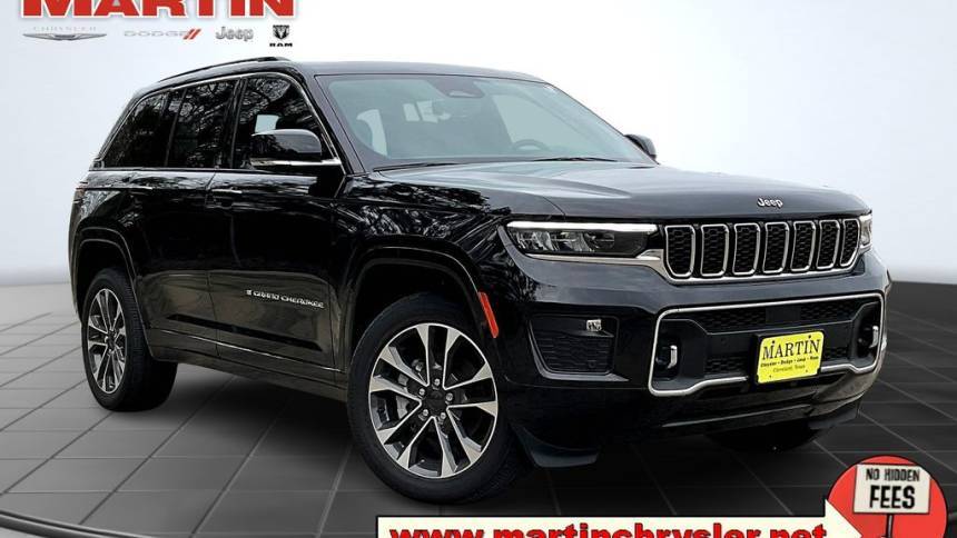 2023 Jeep Grand Cherokee Overland — SUV — 8,389 mi — Cleveland, TX