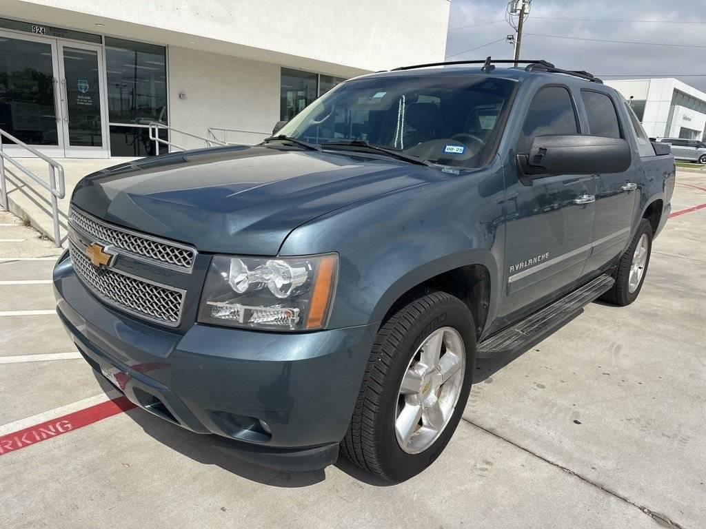 2012 Chevrolet Avalanche LTZ — Pickup Truck — 128,165 mi — Conroe, TX