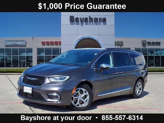 2023 Chrysler Pacifica Limited — Minivan — 62,771 mi — Baytown, TX