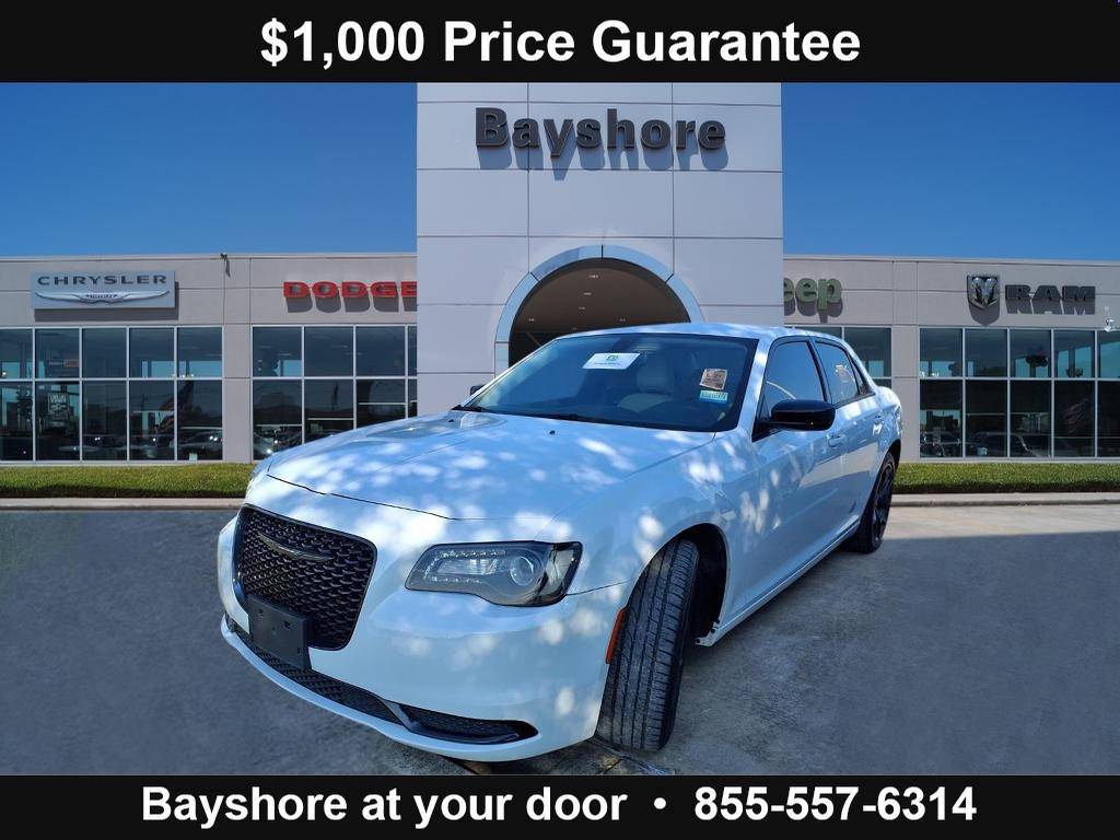2023 Chrysler 300 Touring — Sedan — 12,721 mi — Baytown, TX