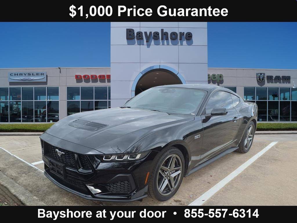 2025 Ford Mustang GT — Coupe — 2,698 mi — Baytown, TX
