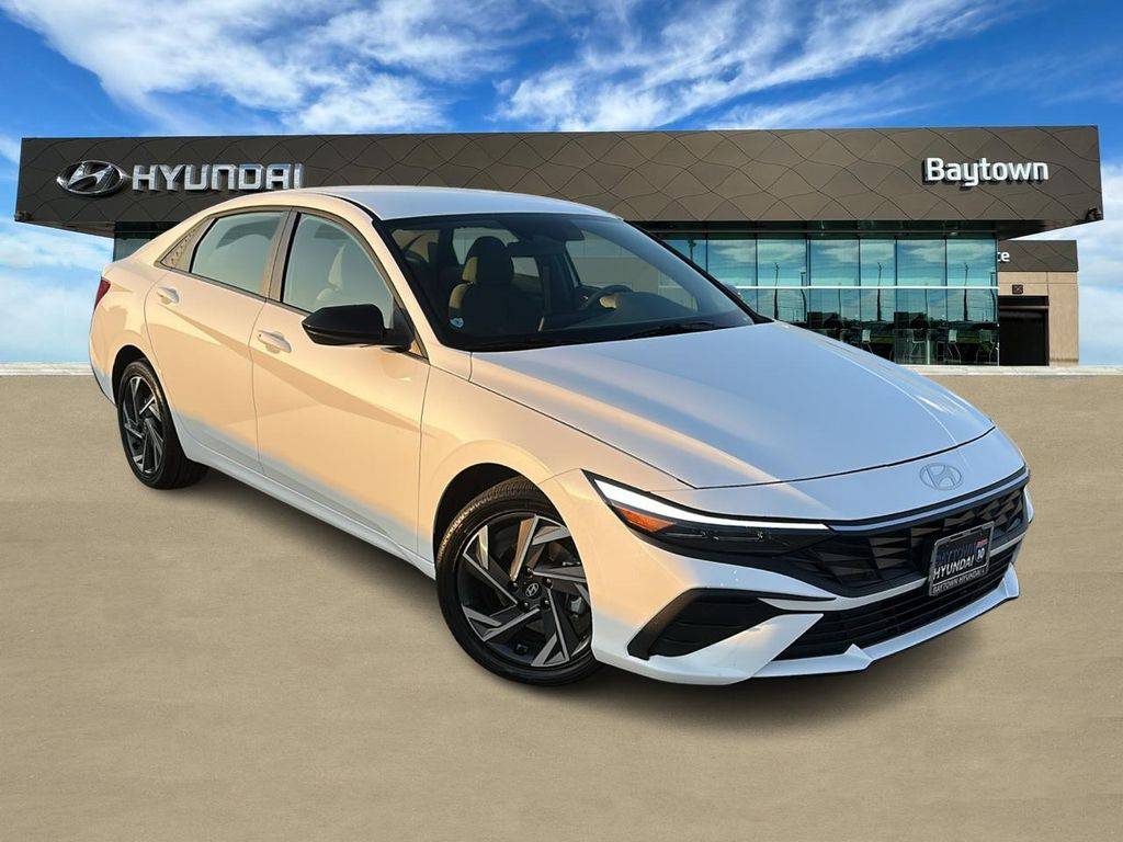 2025 Hyundai Elantra Hybrid SEL Sport — Sedan — 5,400 mi — BAYTOWN, TX