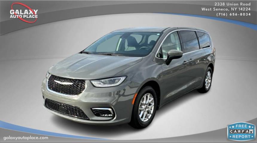 2023 Chrysler Pacifica Touring L — Minivan — 62,036 mi — West Seneca, NY